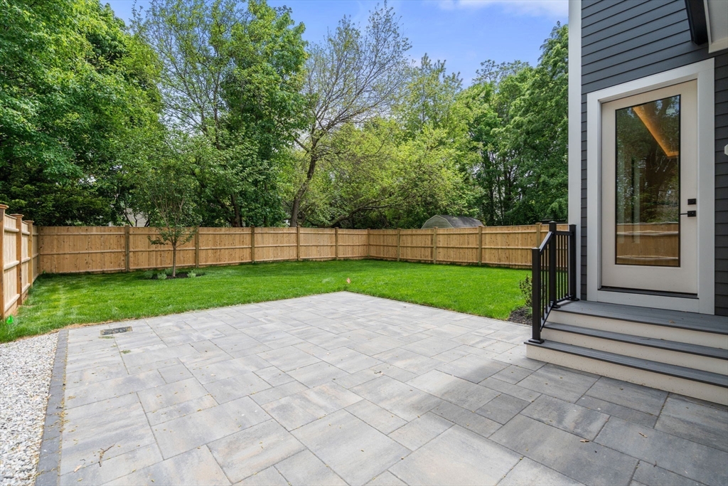 30 Keefe Avenue, Unit 30 Newton, MA 02464 - Photo 3 of 38