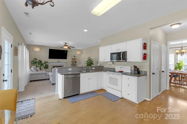 $449,900 | 12303 Shadow Ridge Lane, Charlotte, NC 28273