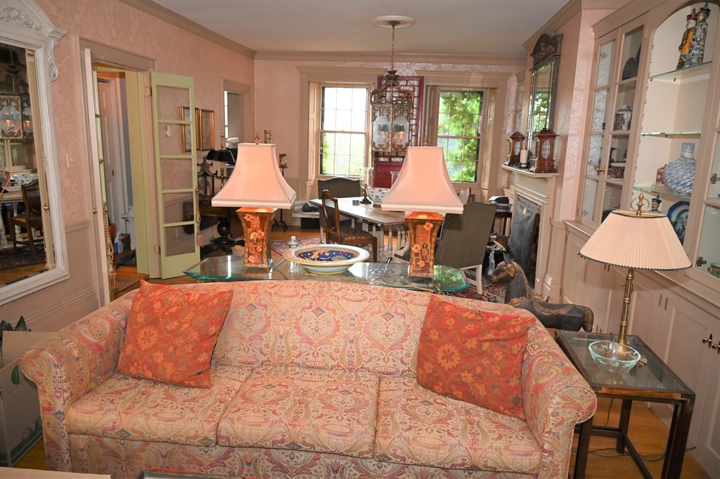 48 Fayette Street Boston, MA 02116 - Photo 5 of 22