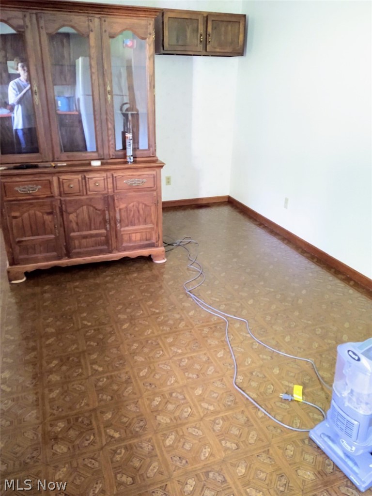 735 Shadow Hill Road St. Marys, WV 26170 - Photo 6 of 17 Kitchen Eat-In Area