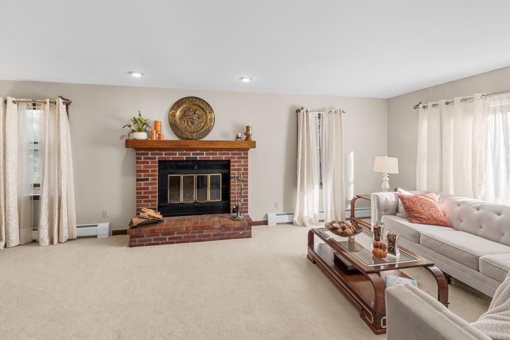 14 Bow Drive Acushnet, MA 02743 - Photo 14 of 35