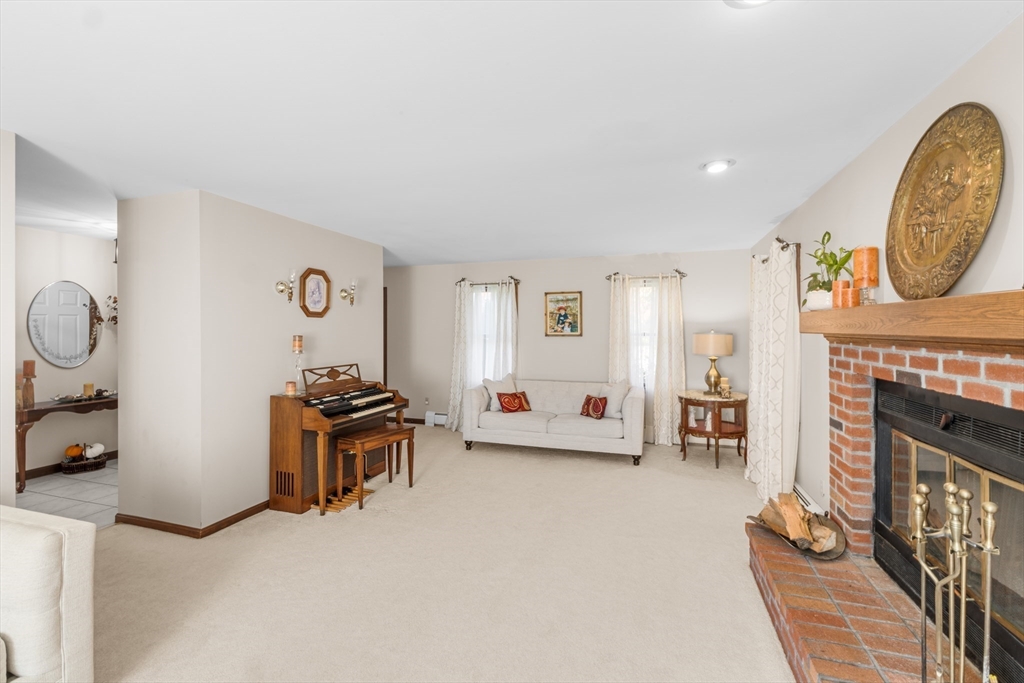 14 Bow Drive Acushnet, MA 02743 - Photo 15 of 35