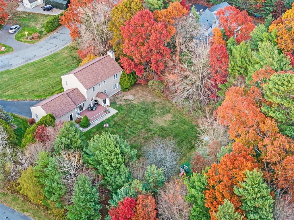 14 Bow Drive Acushnet, MA 02743 - Photo 5 of 35