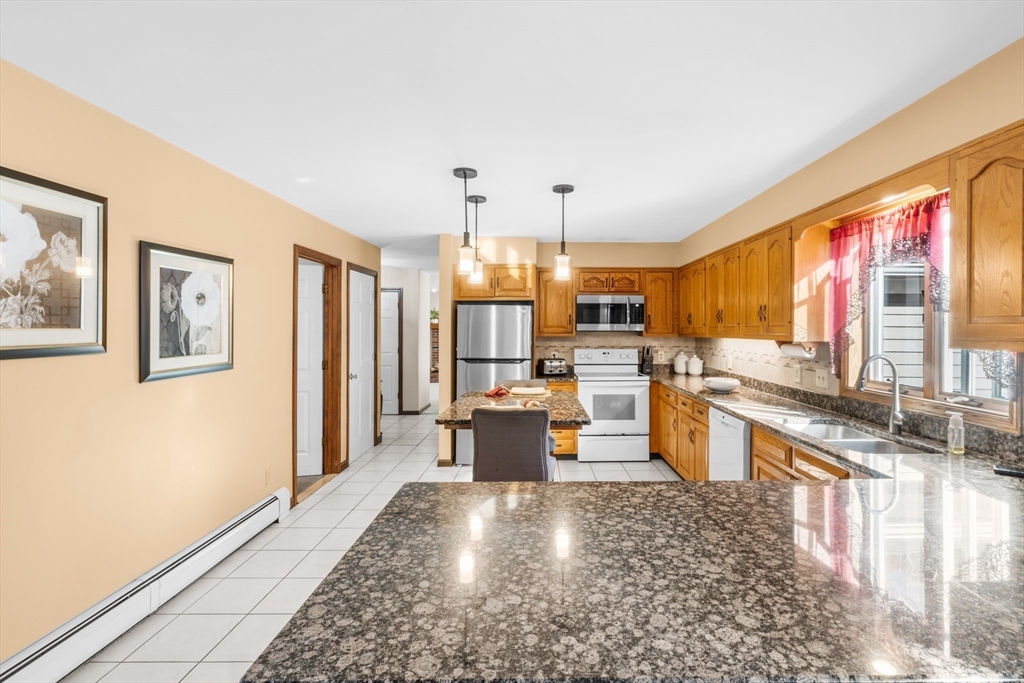 14 Bow Drive Acushnet, MA 02743 - Photo 8 of 35