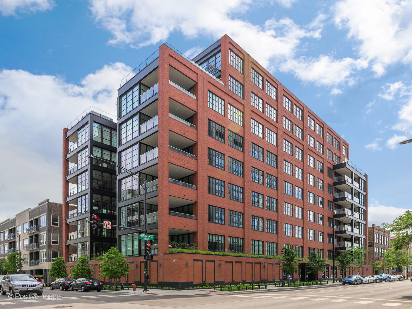 1109 West Washington Boulevard, Unit 2C Chicago, IL 60607 - Photo 1 of 40 a front view of a building
