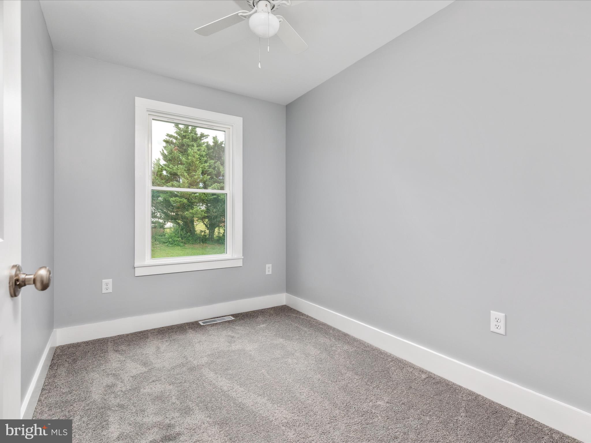 178 Bank Street Mount Jackson, VA 22842 - Photo 20 of 22 Bedroom 3 Upper Level