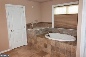 328 Fletcher Drive Lititz, PA 17543 - Photo 17 of 25 Gallery Image 17