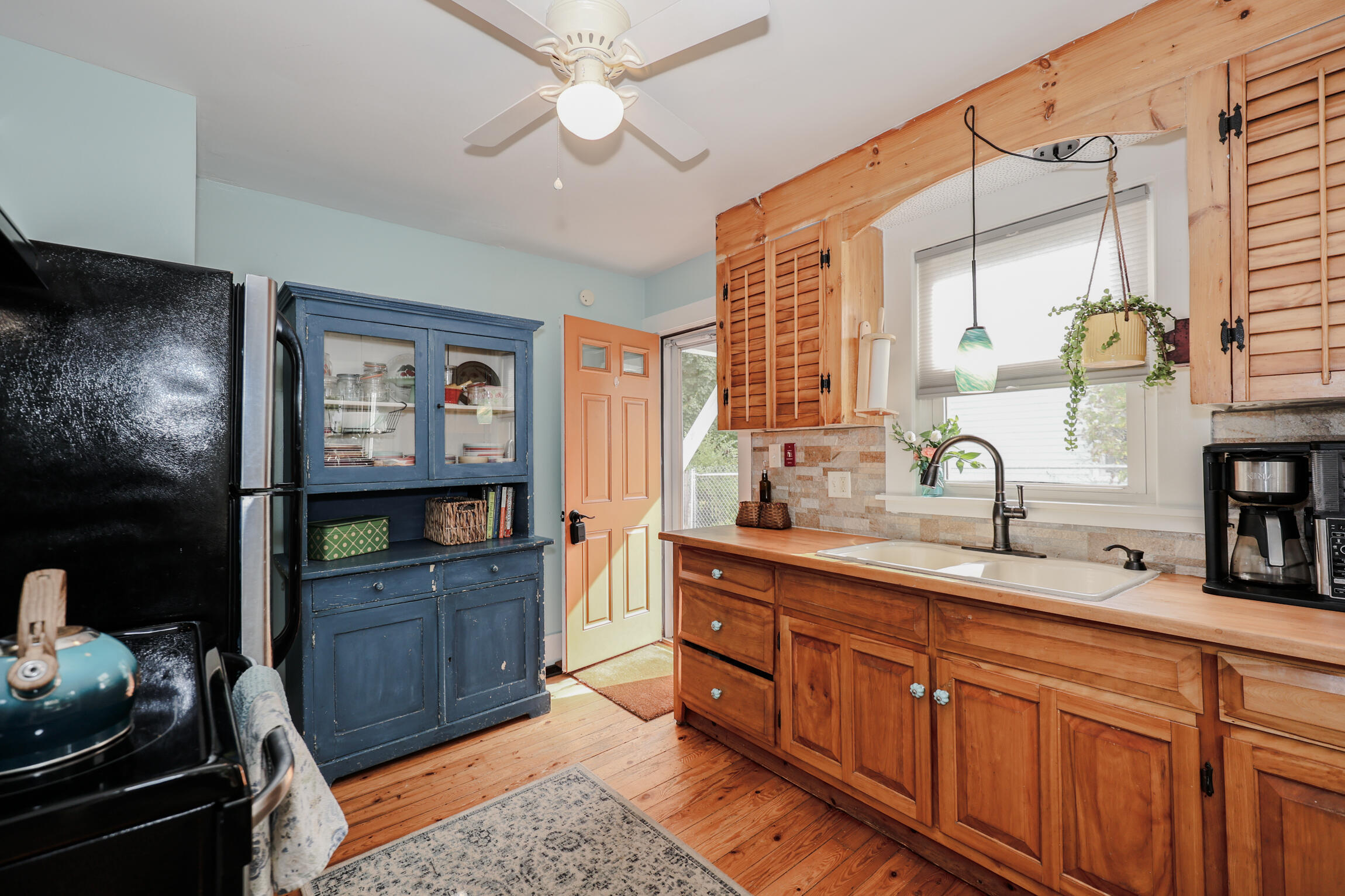 115 Fletcher Street Kennebunk, ME 04043 - Photo 12 of 37 untitled-36