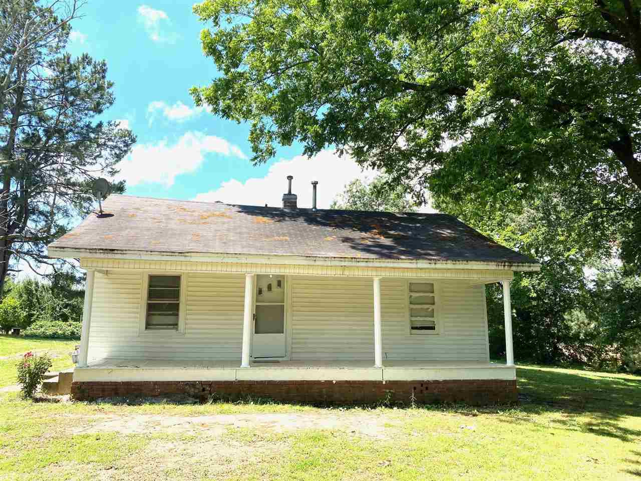 40 R C Matthews Road Humboldt, TN 38343 - Photo 1 of 13 Photo 1