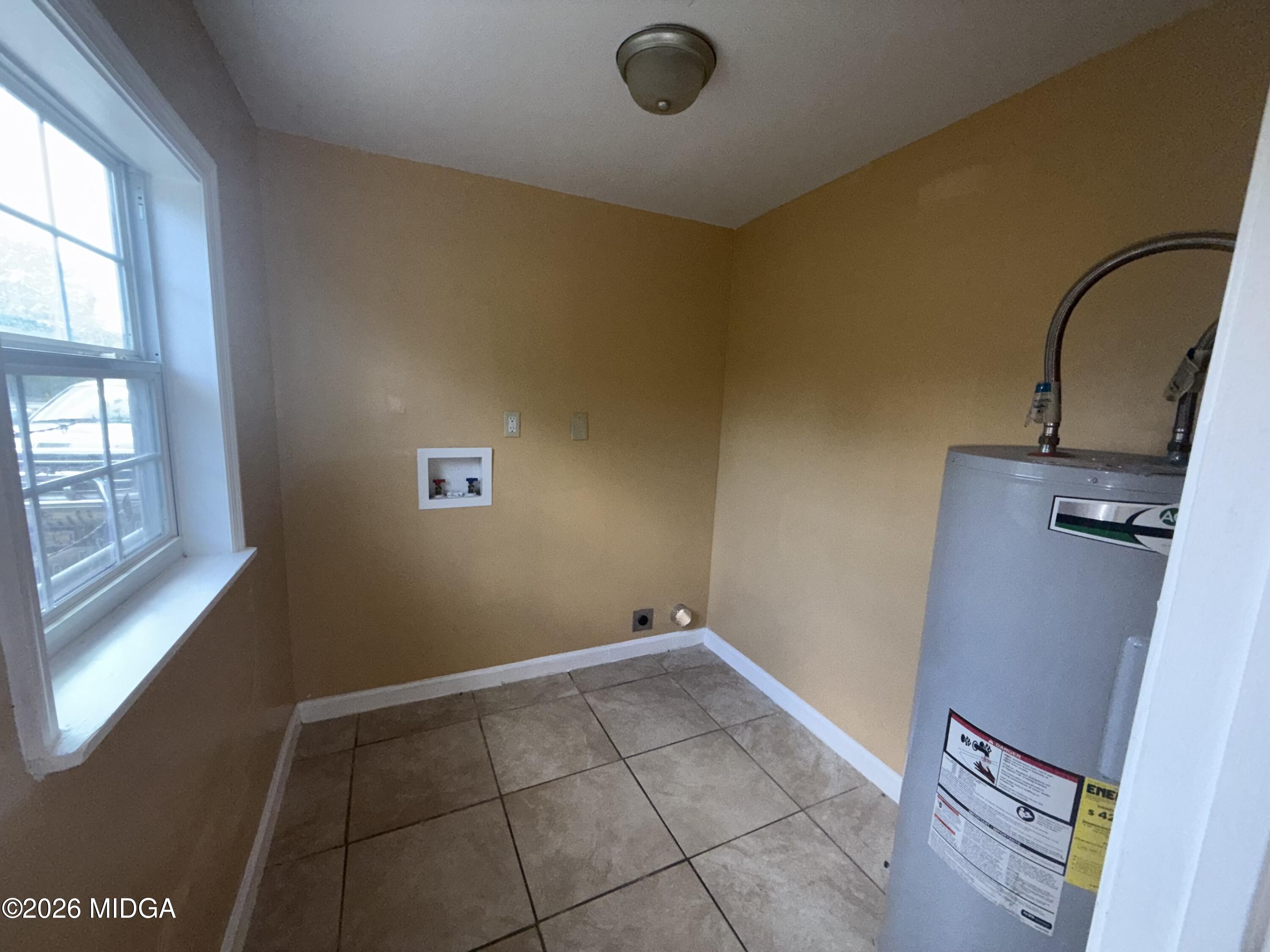 615 Paul Street Macon, GA 31206 - Photo 18 of 24 a view of utility room