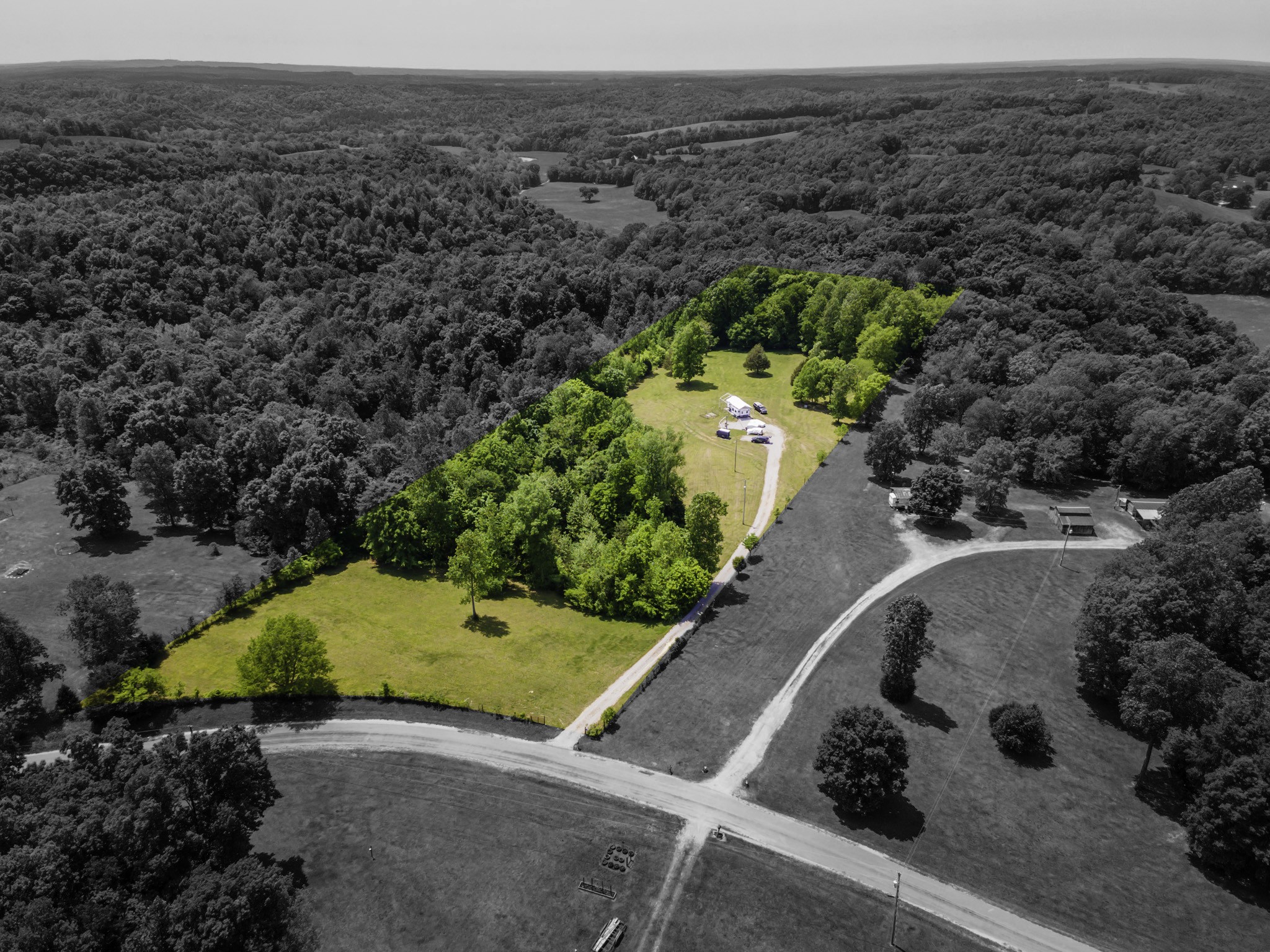 133 Clifton Road Lawrenceburg, TN 38464 - Photo 11 of 27 an aerial view of a house