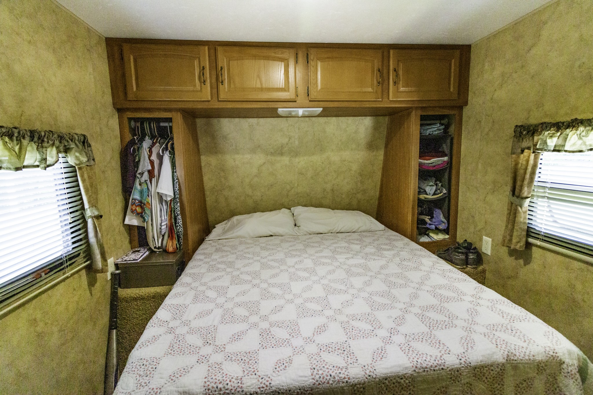 133 Clifton Road Lawrenceburg, TN 38464 - Photo 3 of 27 a view of a livingroom with furniture and staircase