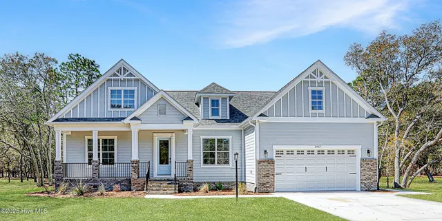 $619,900 | 2967 Lake Pointe Drive, Supply, NC 28462