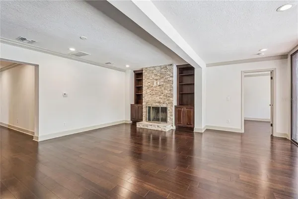 $889,900 | 6054 Marlberry Drive, Orlando, FL 32819