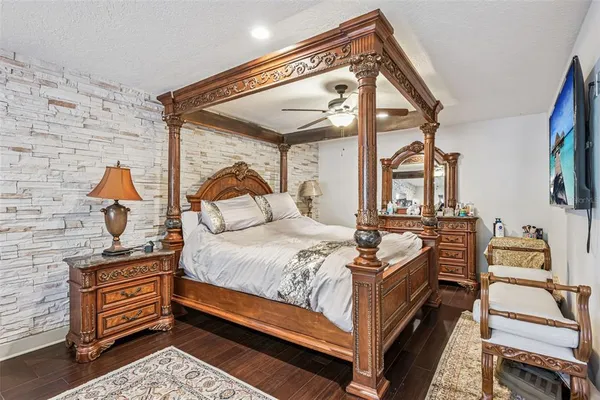 $889,900 | 6054 Marlberry Drive, Orlando, FL 32819