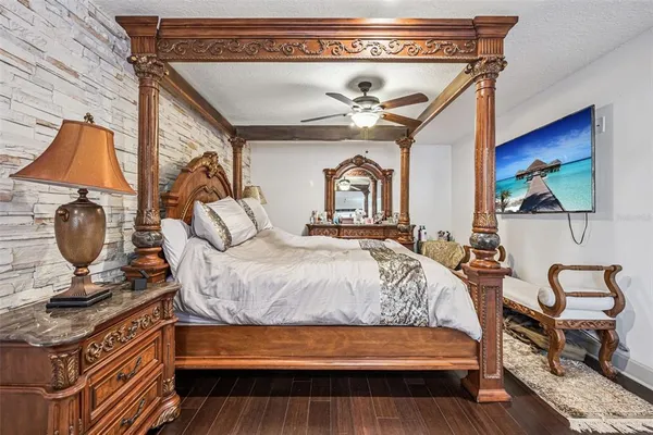 $889,900 | 6054 Marlberry Drive, Orlando, FL 32819