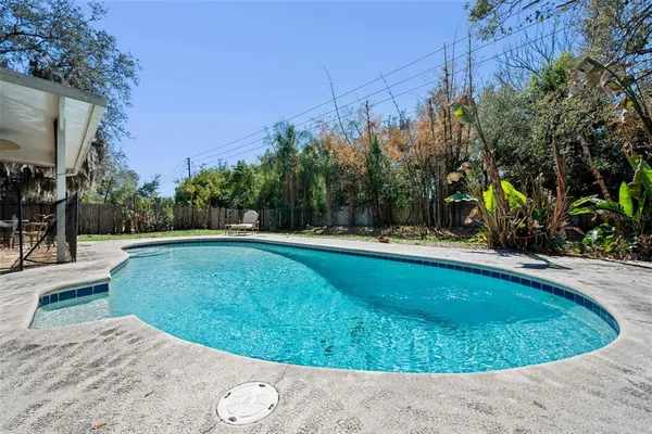 $889,900 | 6054 Marlberry Drive, Orlando, FL 32819