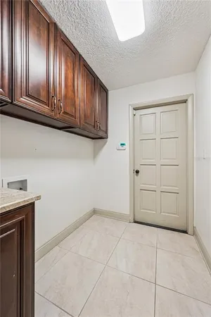 $889,900 | 6054 Marlberry Drive, Orlando, FL 32819