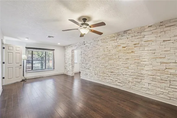 $889,900 | 6054 Marlberry Drive, Orlando, FL 32819