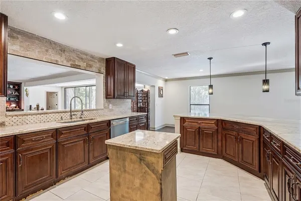 $889,900 | 6054 Marlberry Drive, Orlando, FL 32819