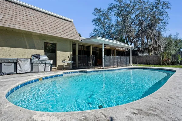 $889,900 | 6054 Marlberry Drive, Orlando, FL 32819