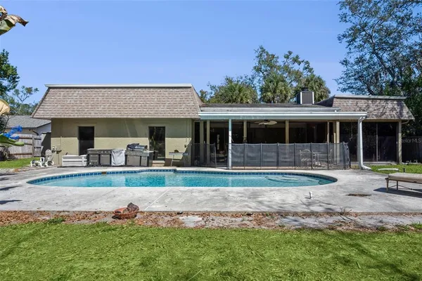 $889,900 | 6054 Marlberry Drive, Orlando, FL 32819