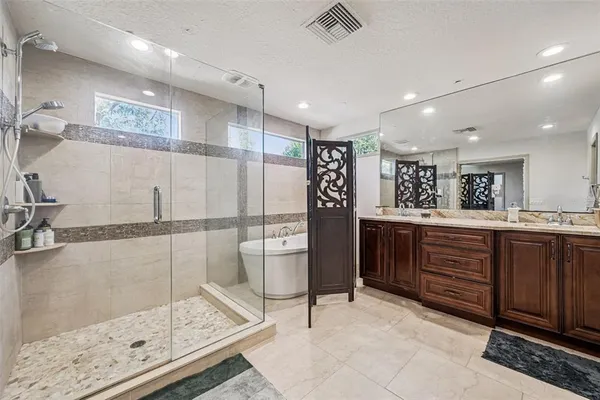 $889,900 | 6054 Marlberry Drive, Orlando, FL 32819