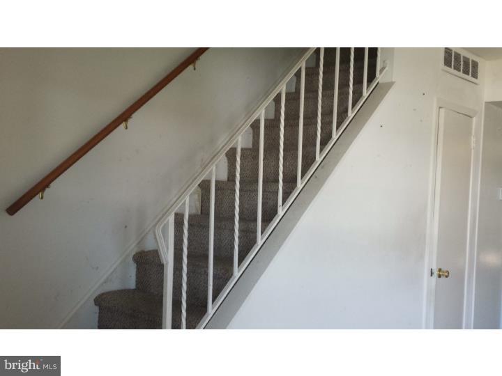 9961 Wingtip Road Philadelphia, PA 19115 - Photo 7 of 11 Gallery Image 7