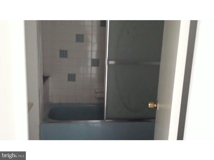 9961 Wingtip Road Philadelphia, PA 19115 - Photo 10 of 11 Gallery Image 10