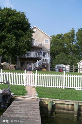 415 Walnut Grove Road Essex, MD 21221 - Photo 1 of 27 Exterior (Main)