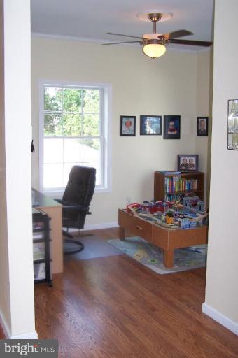 415 Walnut Grove Road Essex, MD 21221 - Photo 13 of 27 Den