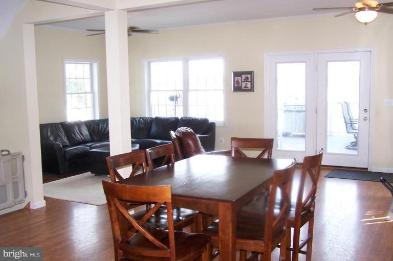 415 Walnut Grove Road Essex, MD 21221 - Photo 15 of 27 Dining Room