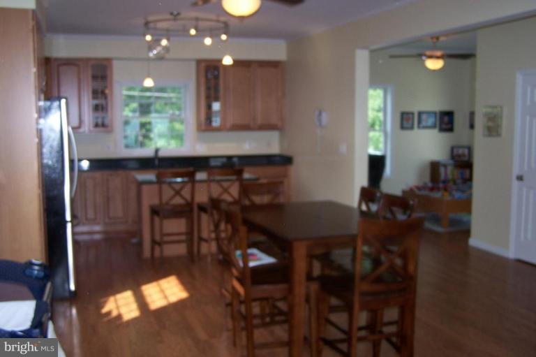 415 Walnut Grove Road Essex, MD 21221 - Photo 20 of 27 Dining Room #3