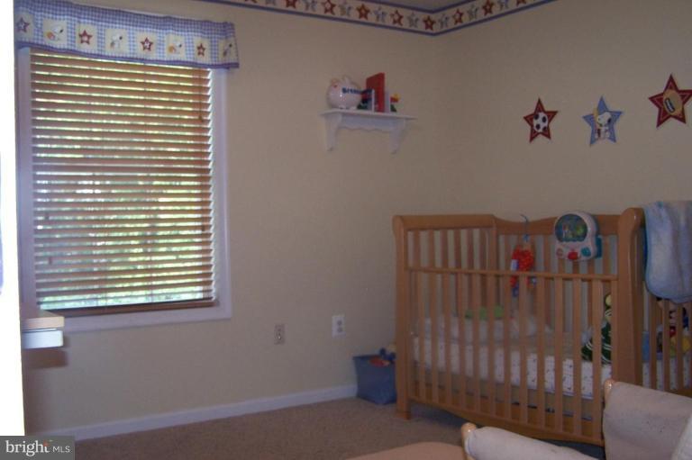 415 Walnut Grove Road Essex, MD 21221 - Photo 9 of 27 Bedroom #3