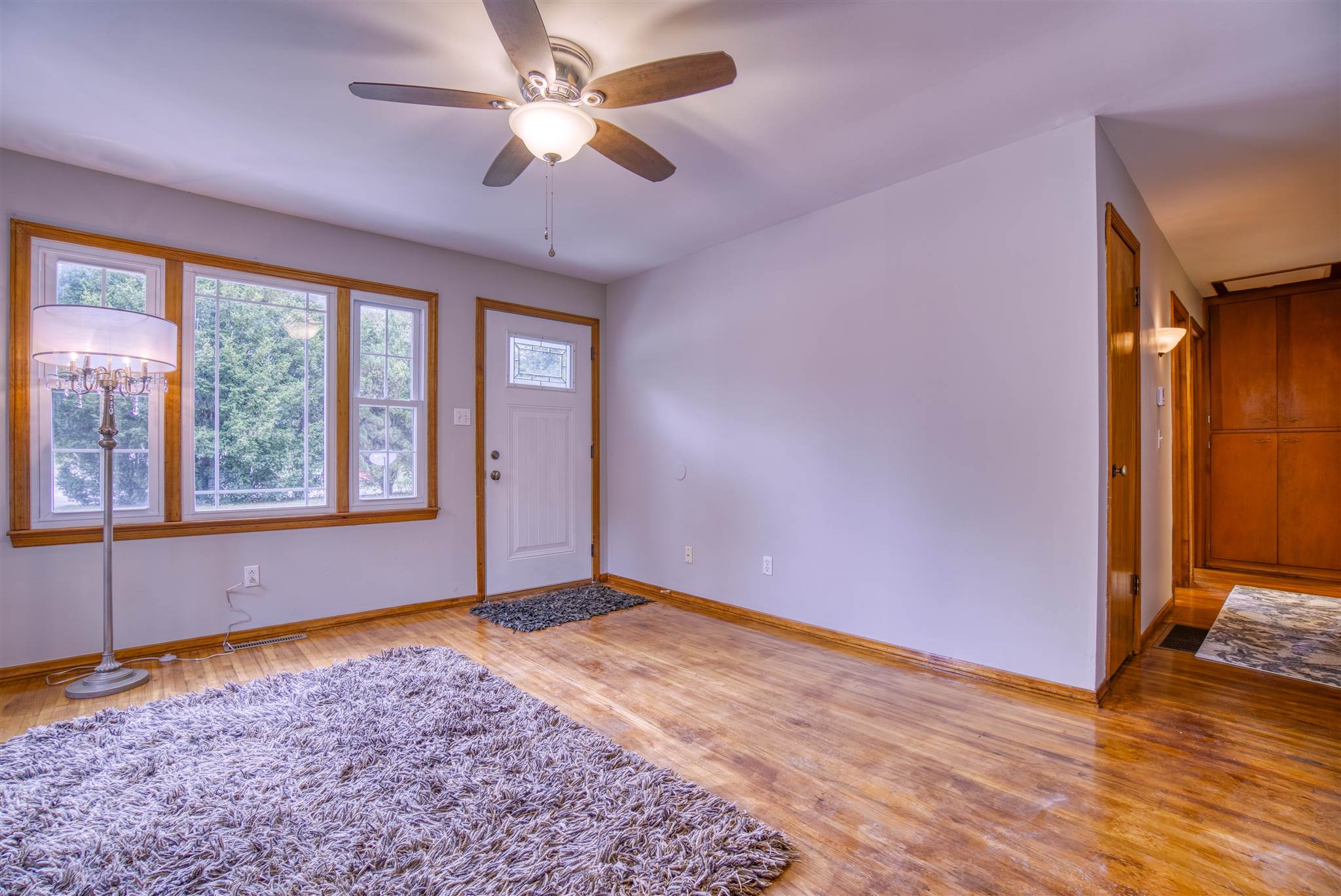 801 Sharon Road Newburgh, IN 47630 - Photo 2 of 33