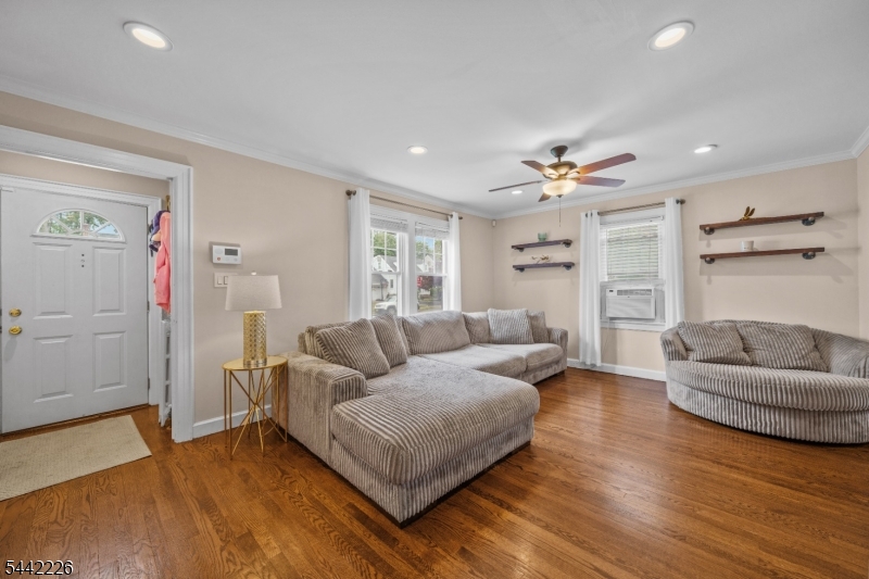 2 High Street Bloomfield, NJ 07003 - Photo 3 of 23