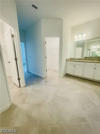 $2,450 | 3293 Altimira Drive, Fort Myers, FL 33905