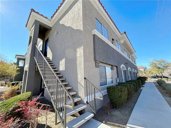 $1,435 | 10245 South Maryland Parkway, Unit 2188, Las Vegas, NV 89183