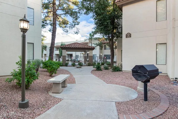 $307,000 | 750 East Northern Avenue, Unit 2143, Phoenix, AZ 85020