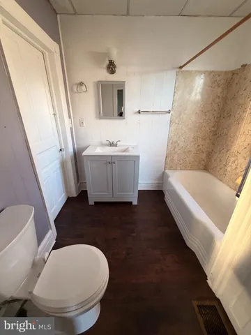 $2,000 | 212 Helms Avenue, Swedesboro, NJ 08085