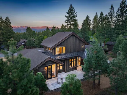 $3,375,000 | 9316 Heartwood Drive, Truckee, CA 96161