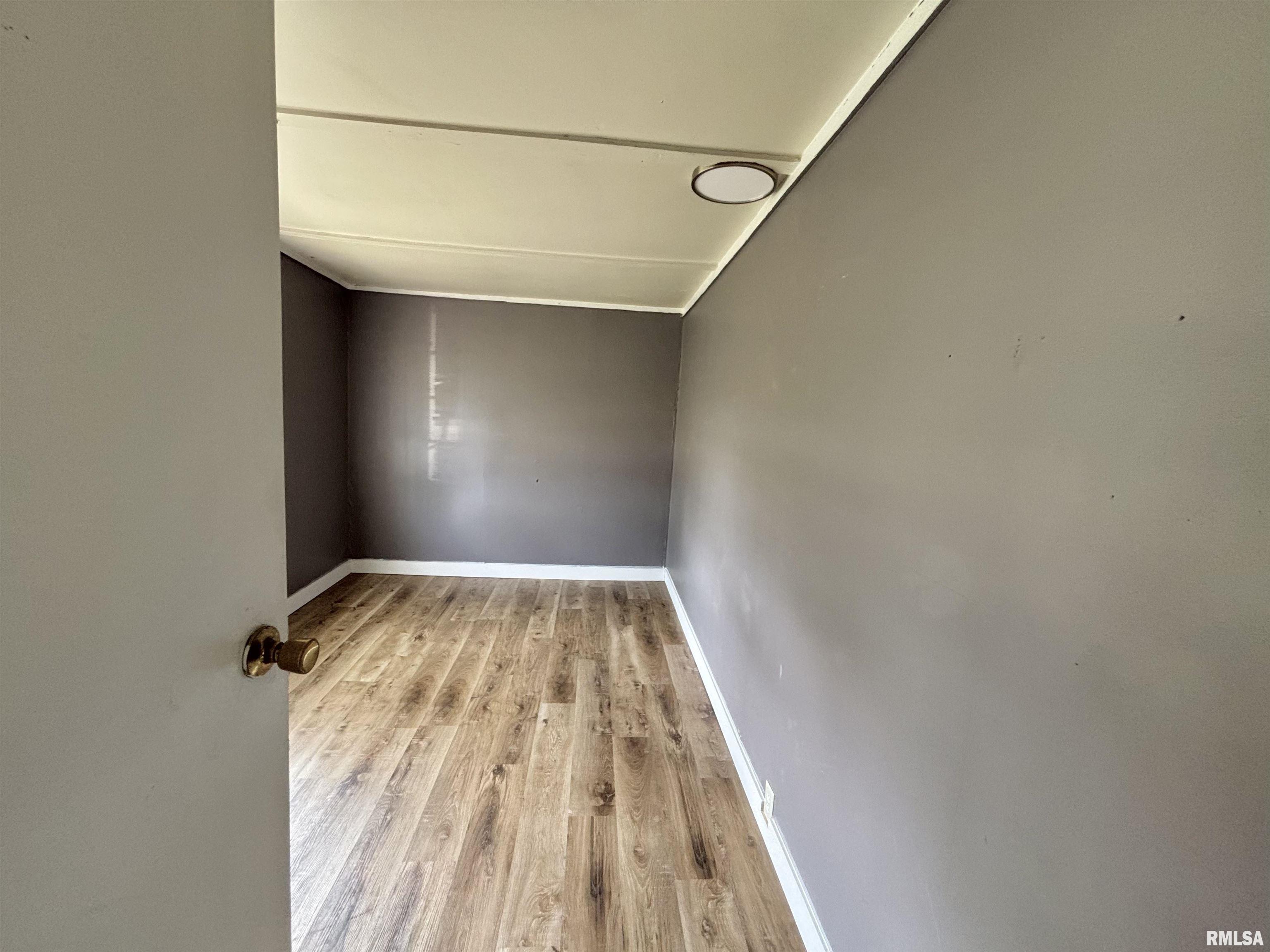 614 West Rigdon Street Carbondale, IL 62901 - Photo 6 of 13 Gallery Image 6