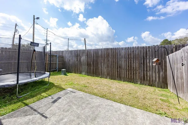 $190,000 | 9017 Lockhart Road, Unit 1C, Denham Springs, LA 70726