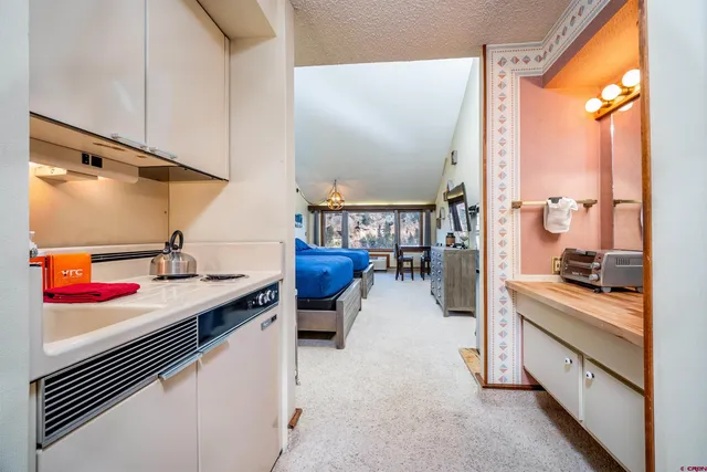 $179,500 | 314 Tamarron Drive, Unit 406, Durango, CO 81301