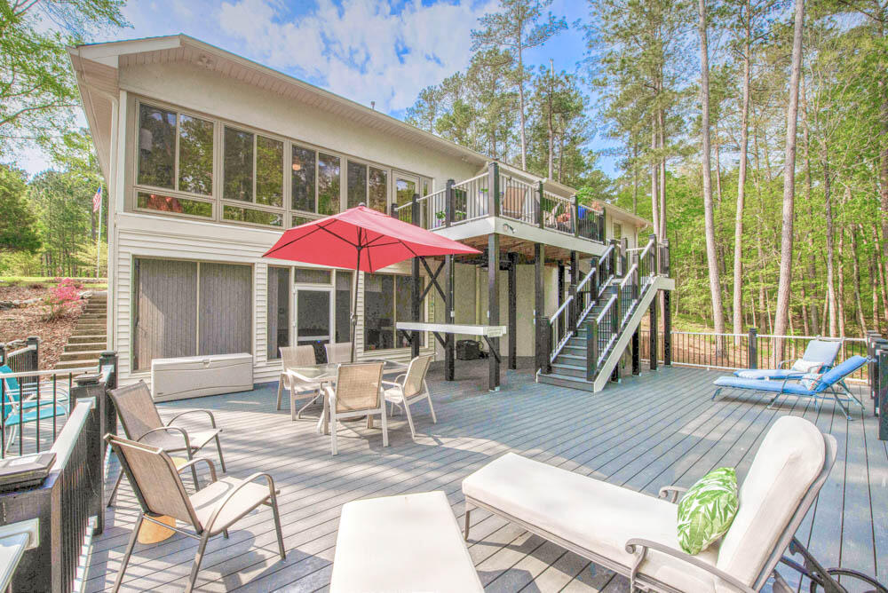 212 Butler Point McCormick, SC 29835 - Photo 27 of 42 backporch5