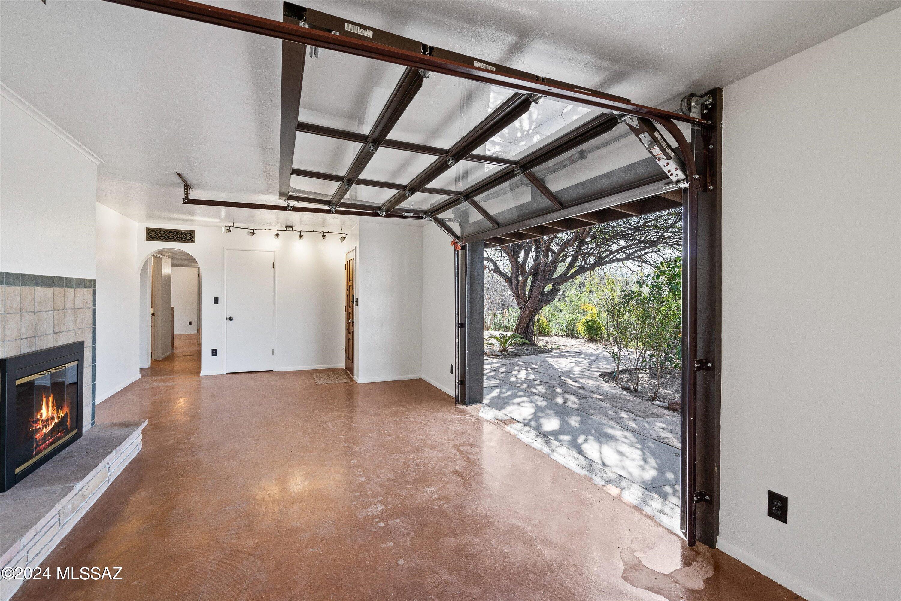 8801 East Buckboard Road Tucson, AZ 85749 - Photo 7 of 25