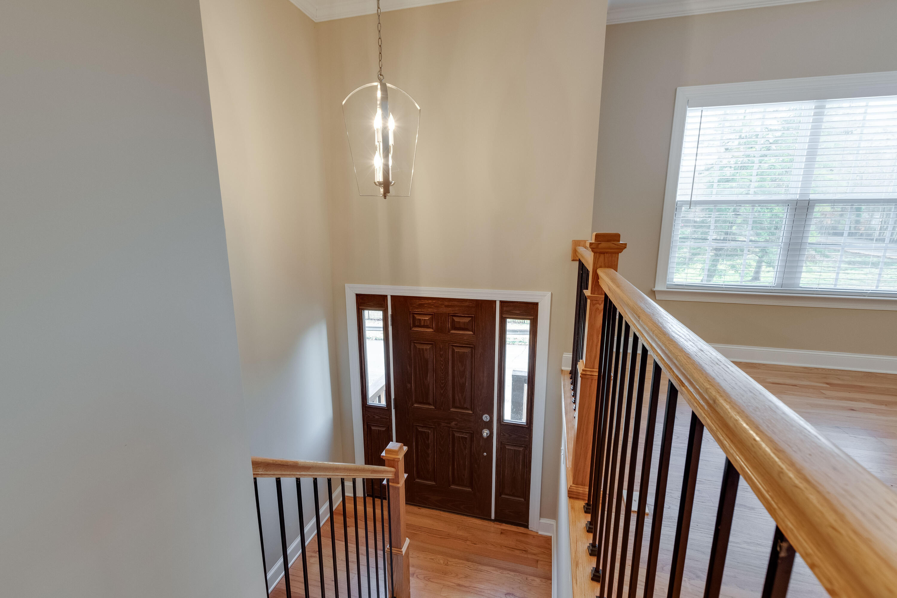 816 Altamont Road Chattanooga, TN 37415 - Photo 3 of 31 822 Altamont Rd-3