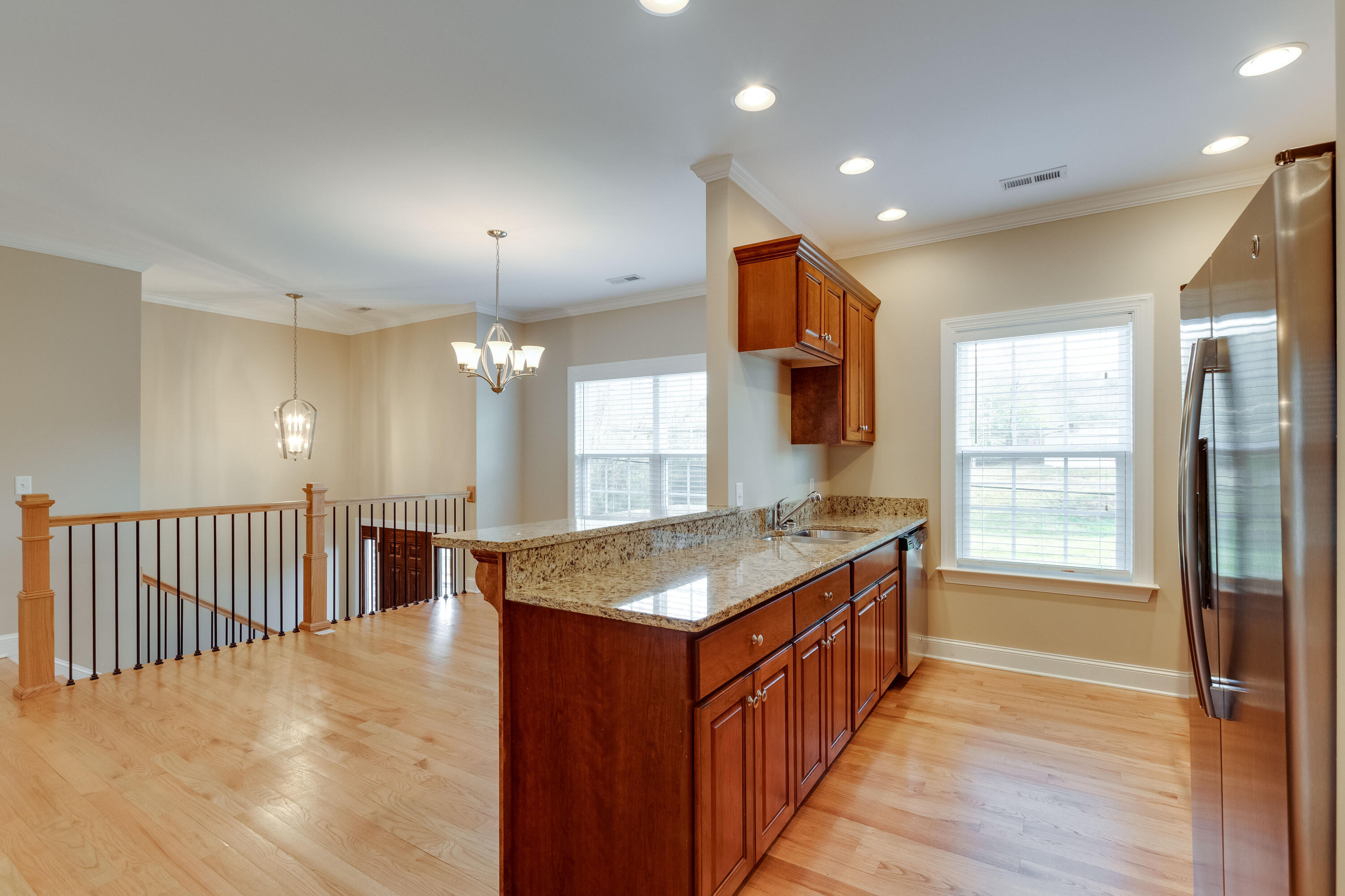 816 Altamont Road Chattanooga, TN 37415 - Photo 8 of 31 822 Altamont Rd-8