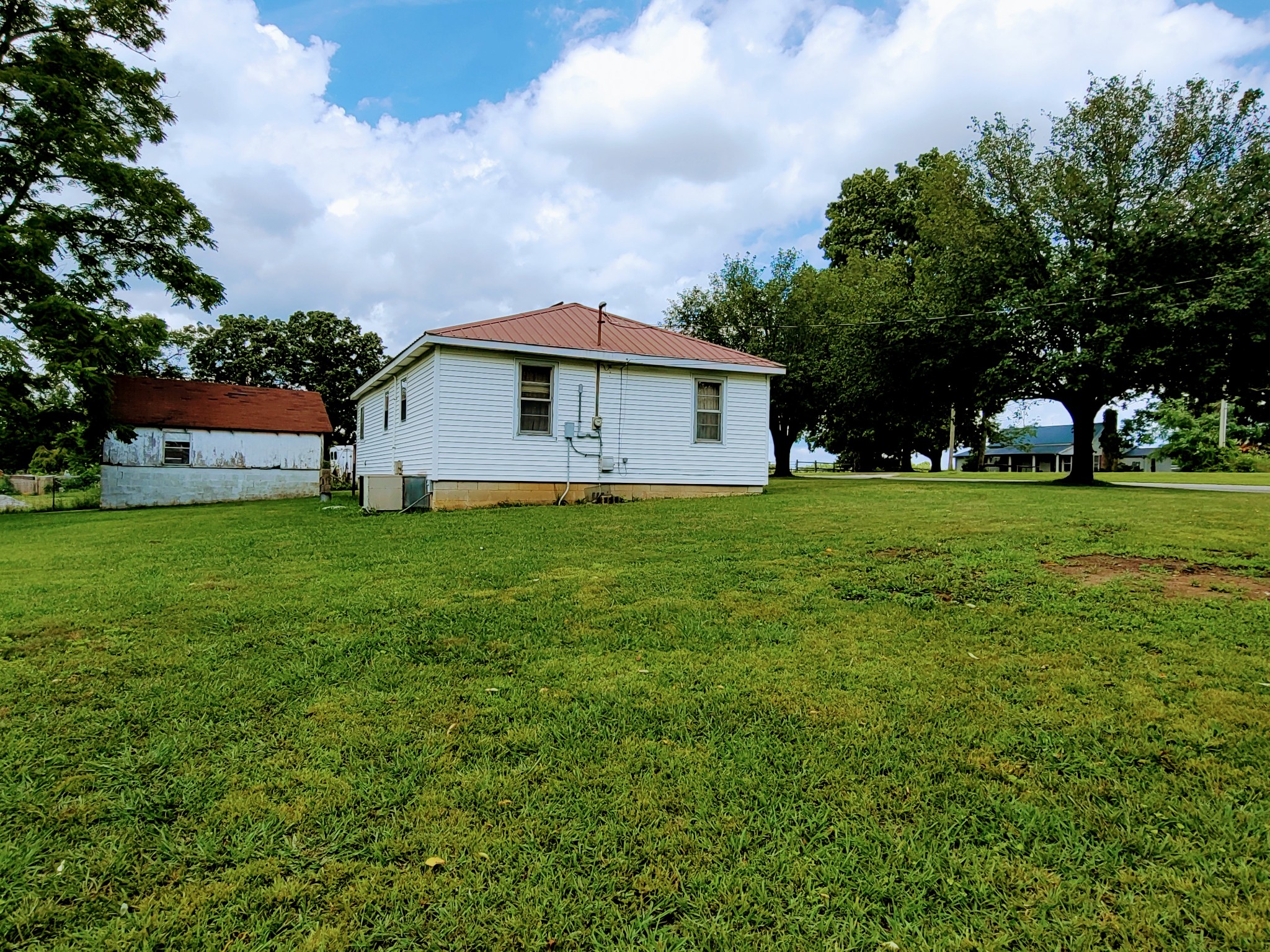 423 Feedstore Road Spencer, TN 38585 - Photo 6 of 29 Gallery Image 6