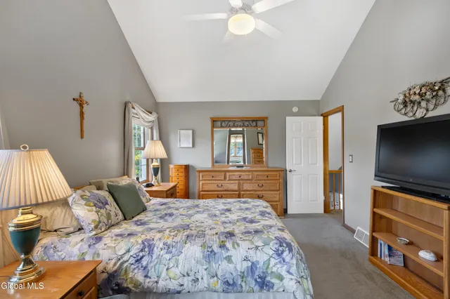 $699,900 | 11 Belleauwood Circle, Colonie, NY 12189